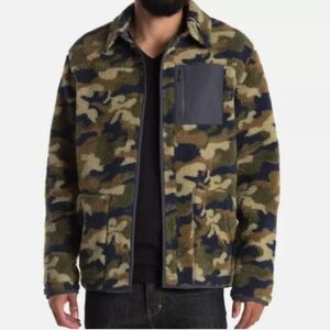 UGG Men's NWT Keefe High Pile Fleece Sherpa Camo Jacket Size Medium M